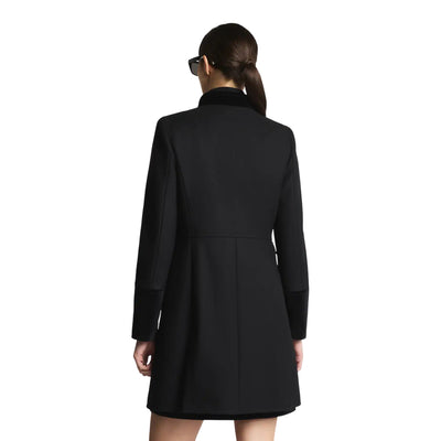 Cappotto Donna medio, con iconico gancio ed inserti in velluto