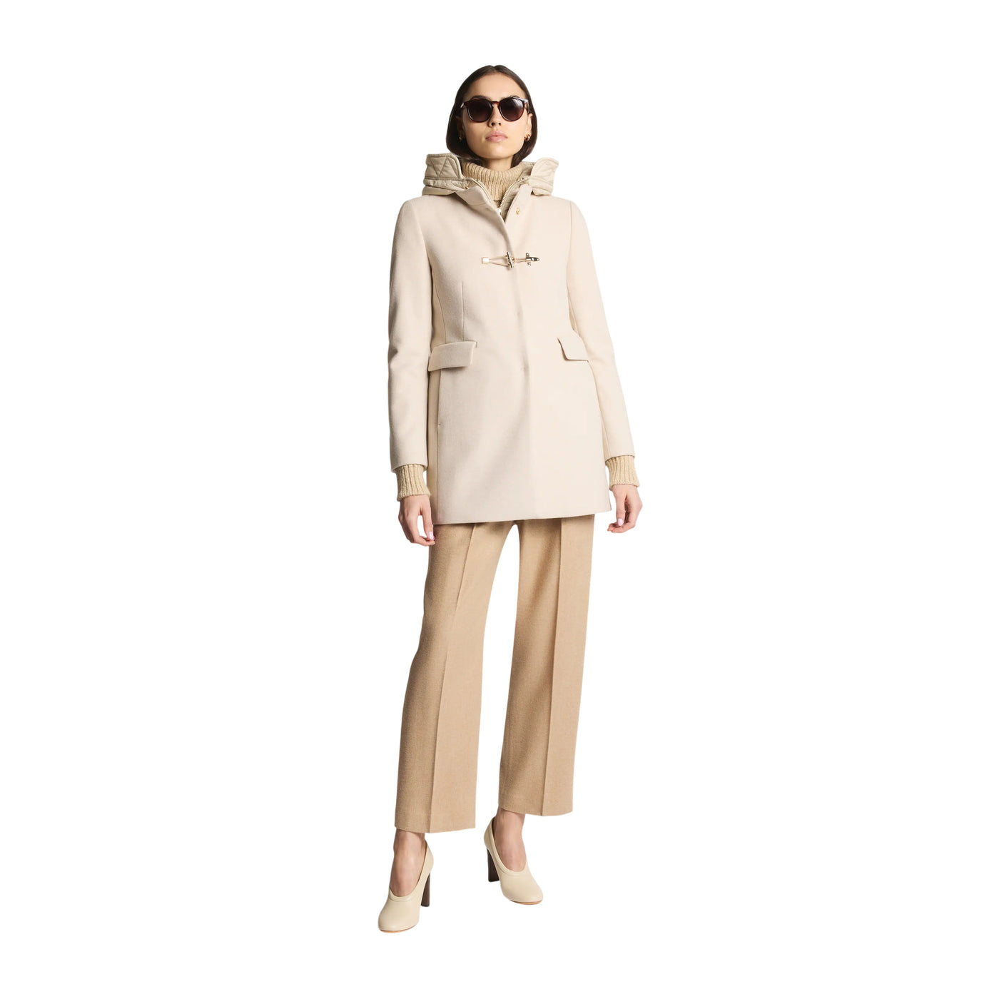 Cappotto Donna con cappuccio imbottito Beige modella intera frontale