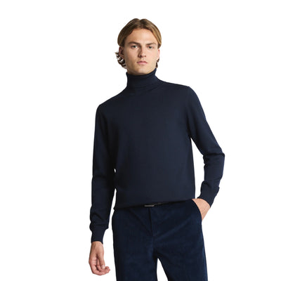 Maglia Uomo dolcevita, in lana rasata Navy, con etichetta sul fondo