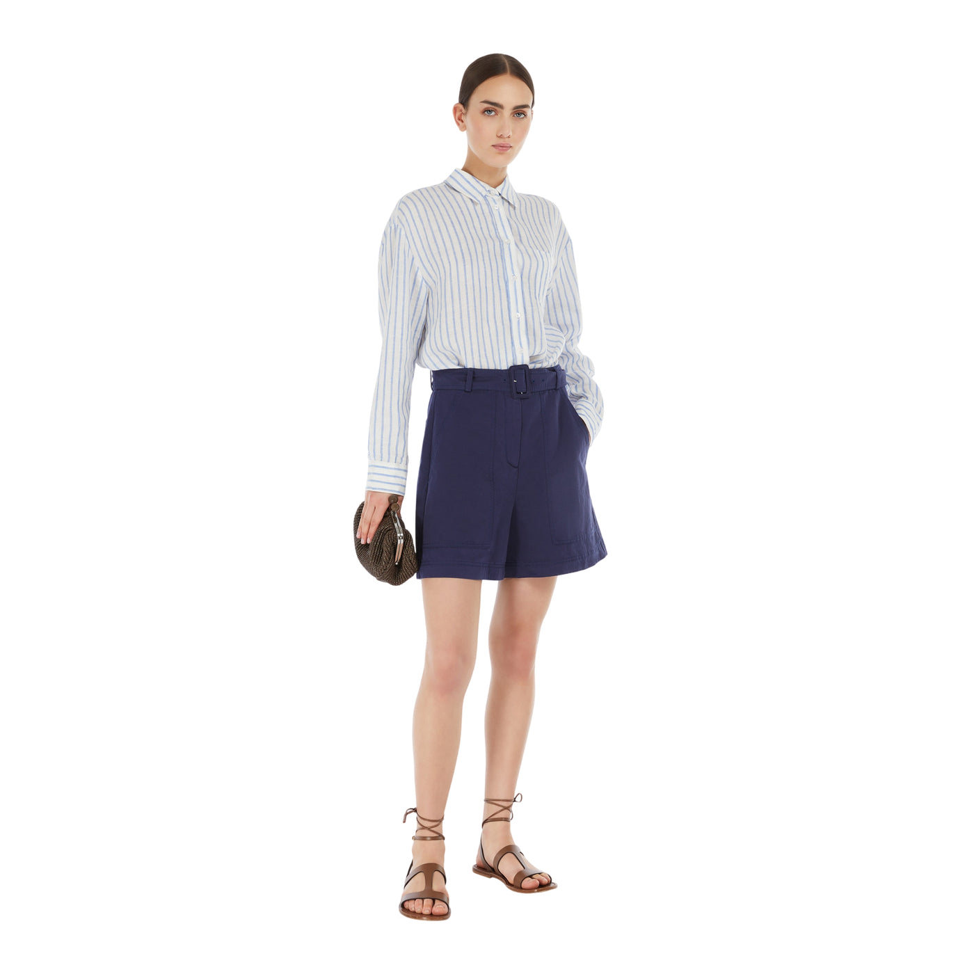 Camicia Donna in lino a righe azzurro modella intera frontale