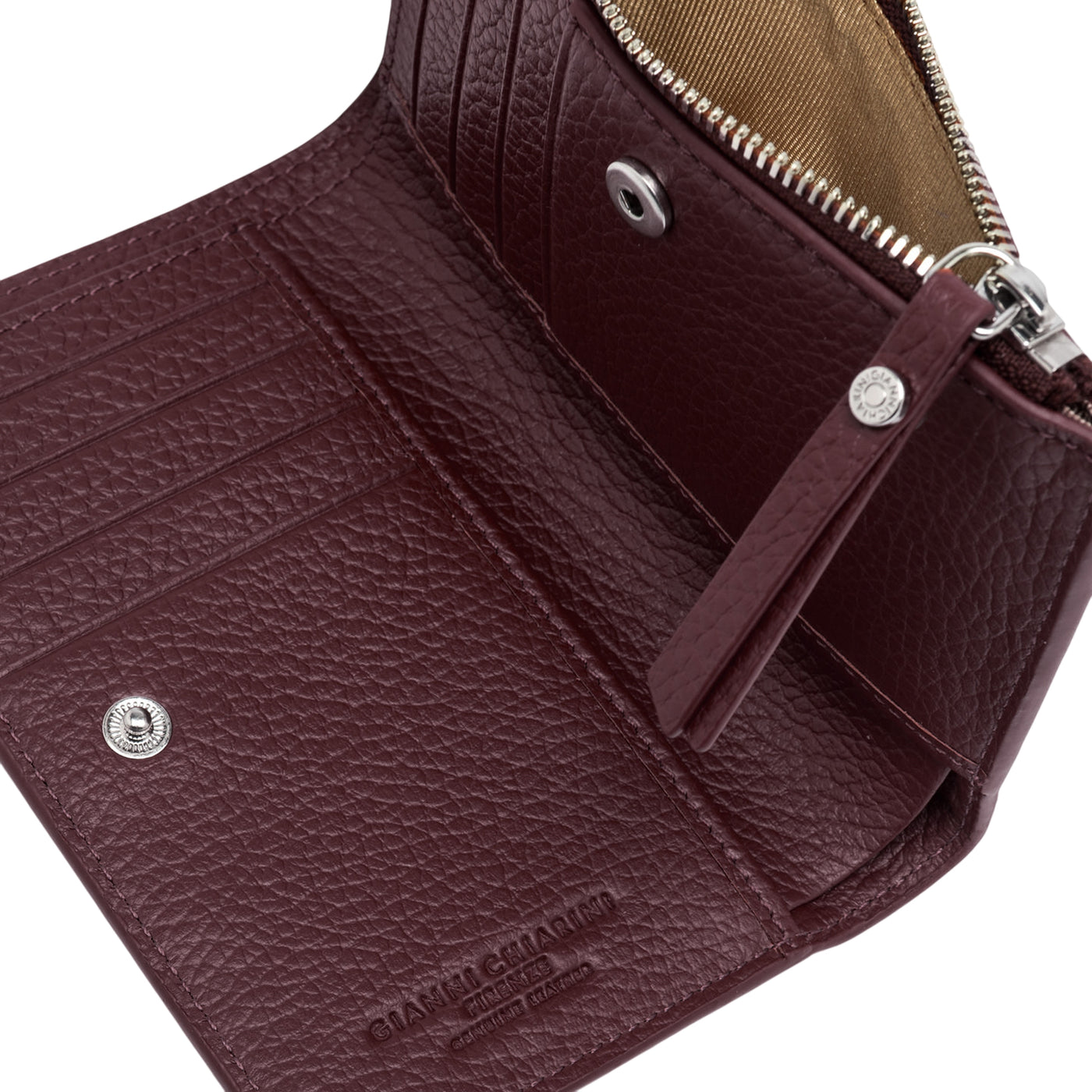 Portafoglio Donna in pelle martellata bordeaux dettaglio
