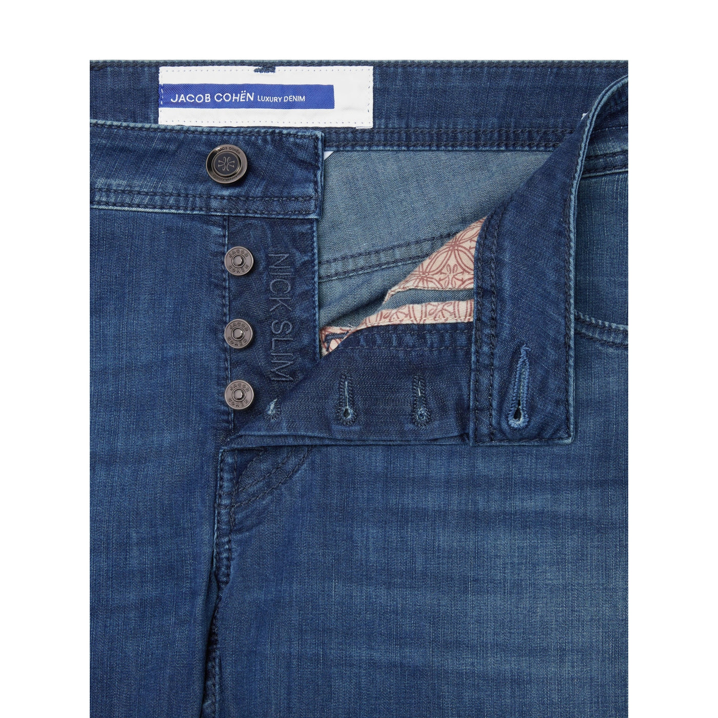 Jeans Uomo Nick in denim power stretch blu scuro dettaglio chiusura