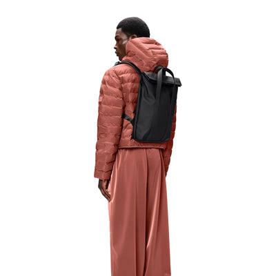 Zaino mini Unisex design tote bag Nero su modello