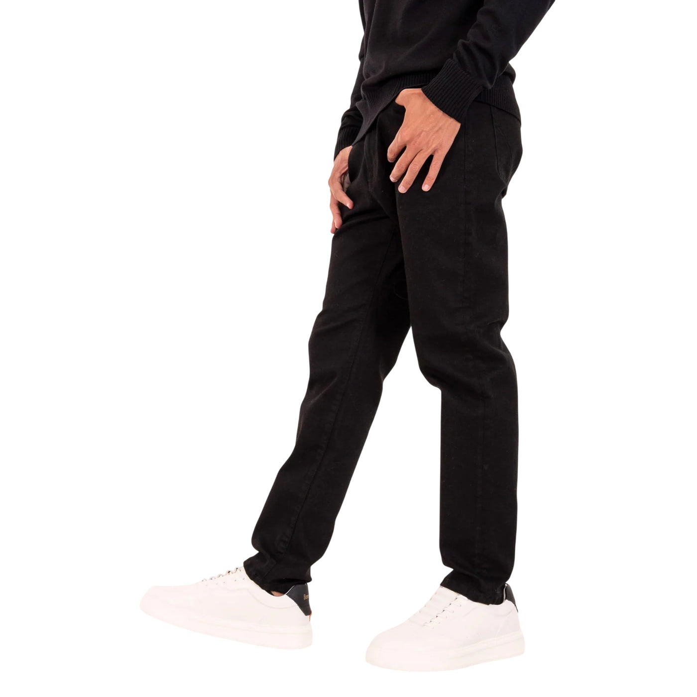 Jeans Uomo in denim di cotone dal lavaggio nero, con etichetta posteriore 