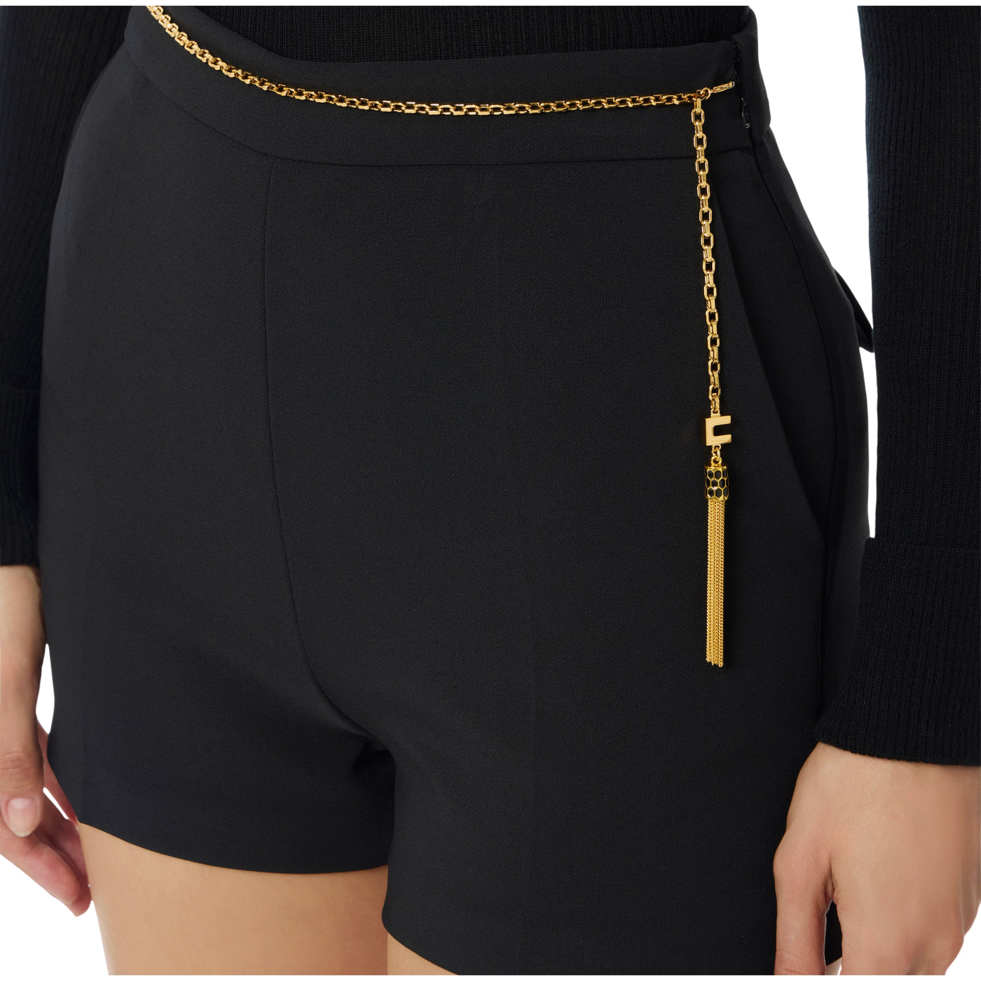 Shorts Donna in crêpe leggero, dal fit slim