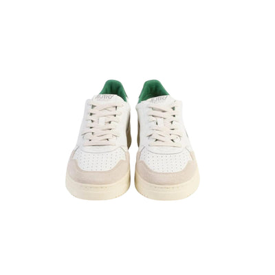 Sneakers Uomo Bianche con dettaglio verde e dettagli scamosciati e con punta traforata
