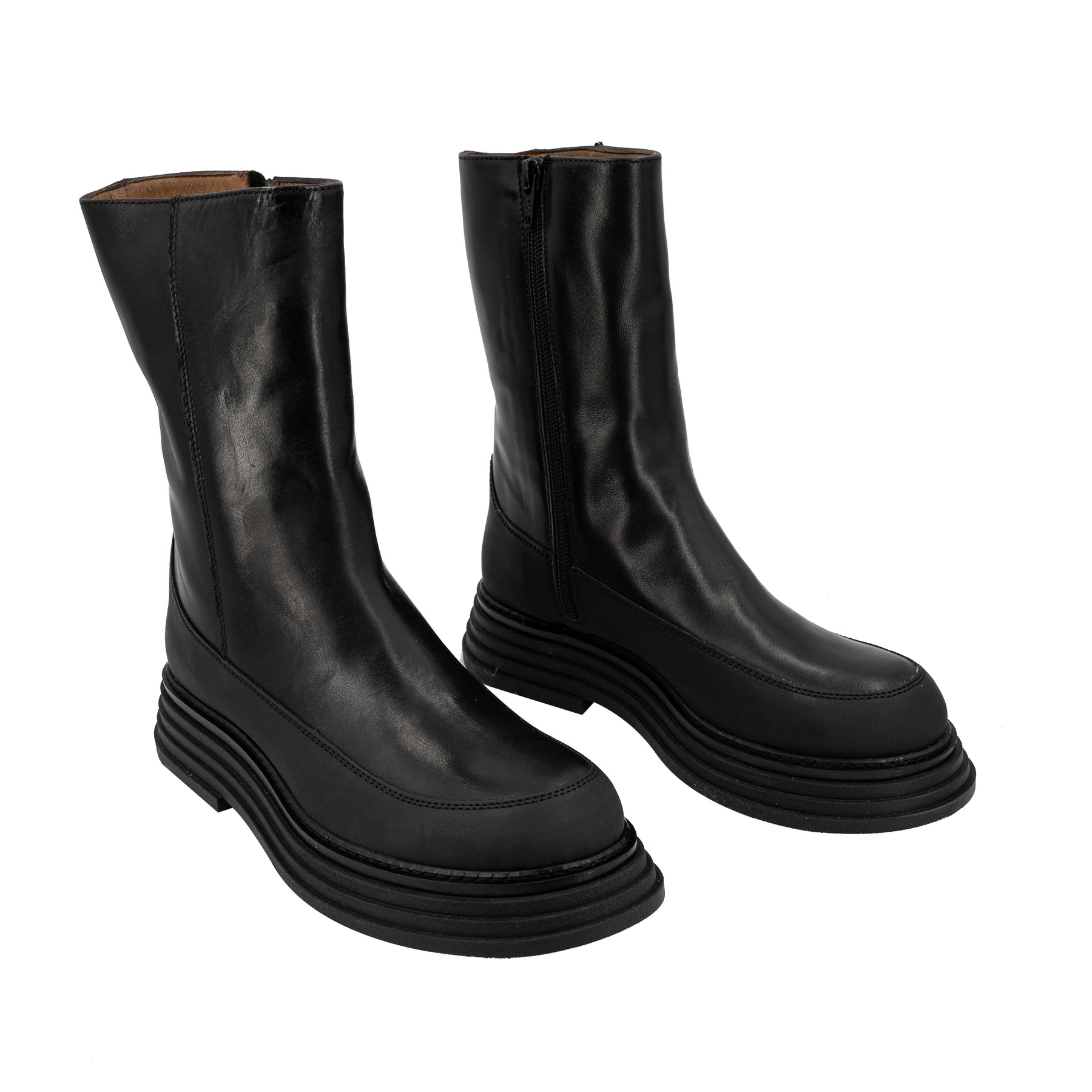 fashion gift ideas: women's Chiarini boots in Bologna