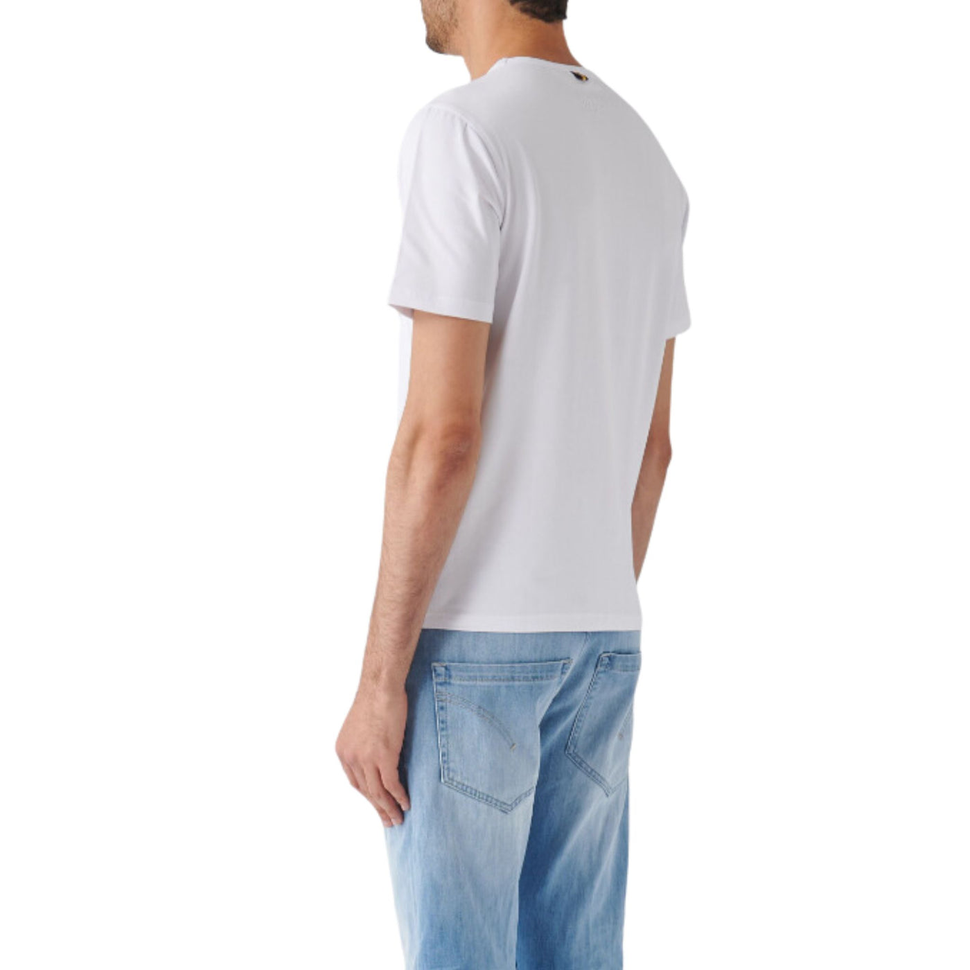 Retro modello con T-shirt in cotone stretch con maniche corte e girocollo e logo ricamato sul petto tono su tono