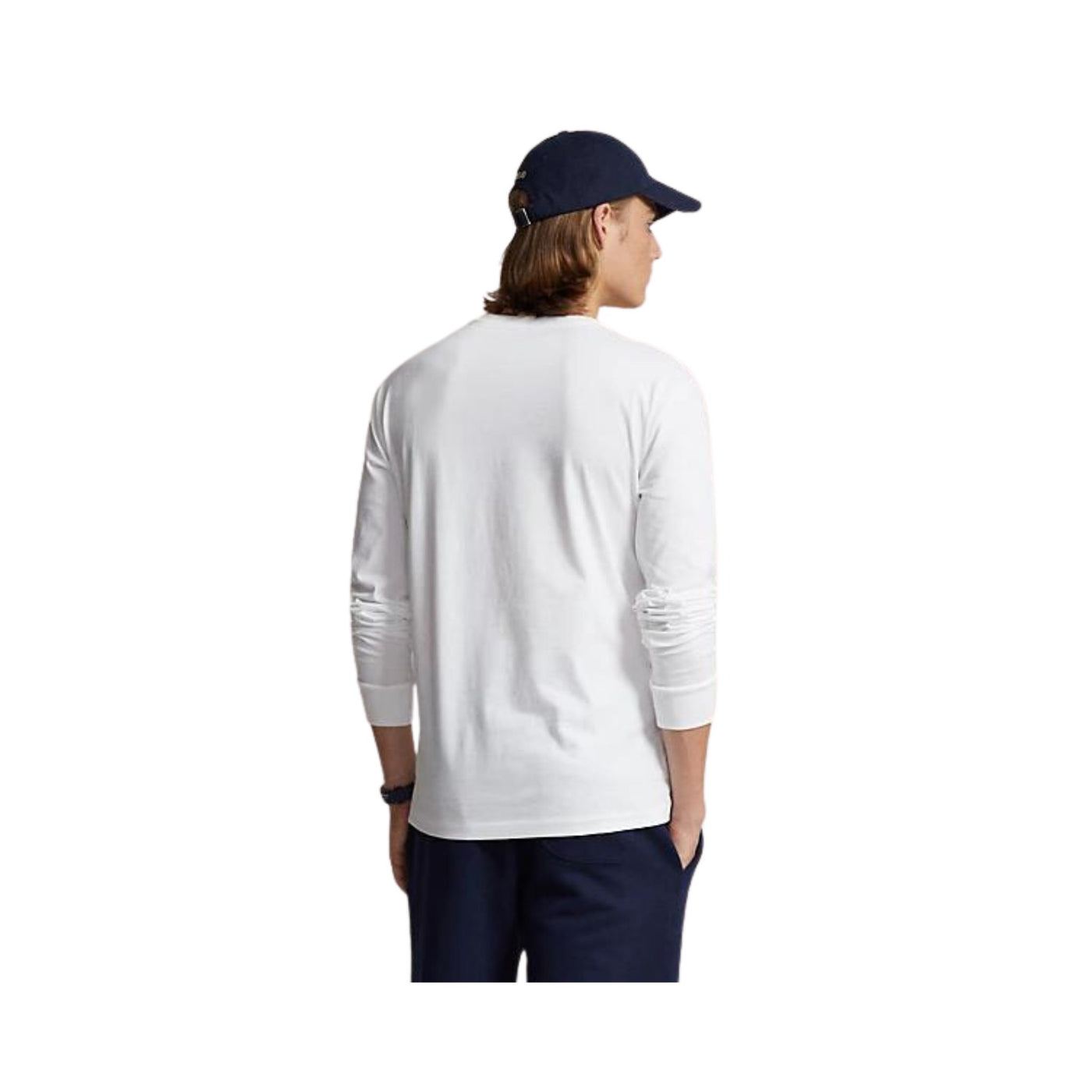 T-shirt da uomo bianca vista retro su modello