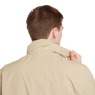 Acquista subito la Giacca Uomo, a maniche lunghe, chiusura con zip, cappuccio integrato e logo ad albero ricamato firmata Timberland su Old England: vieni a scoprire tutta la collezione sul nostro sito. 