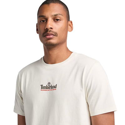 Acquista subito la T-shirt Uomo, in puro cotone, maniche corte e giro collo e logo stampato sul petto firmata Timberland su Old England: vieni a scoprire tutta la collezione sul nostro sito