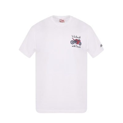 Acquista subito la T-shirt Uomo, in puro cotone a maniche corte e logo ricamato sulla manica, firmata Saint Barth su Old England: vieni a scoprire tutta la collezione sul nostro sito