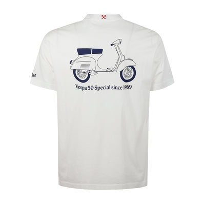 Acquista subito la T-shirt Uomo, in puro cotone a maniche corte e logo ricamato sulla manica firmata Saint Barth su Old England: vieni a scoprire tutta la collezione sul nostro sito