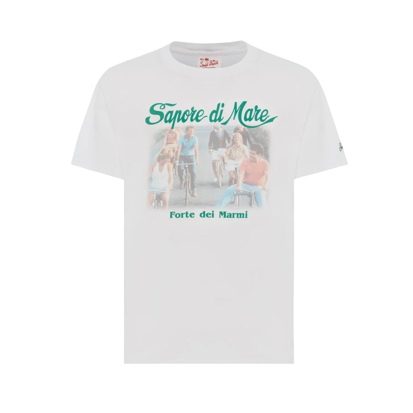 Acquista subito la T-shirt Uomo, in cotone a maniche corte a girocollo, e logo ricamato sulla manica, firmata Saint Barth su Old England: vieni a scoprire tutta la collezione sul nostro sito