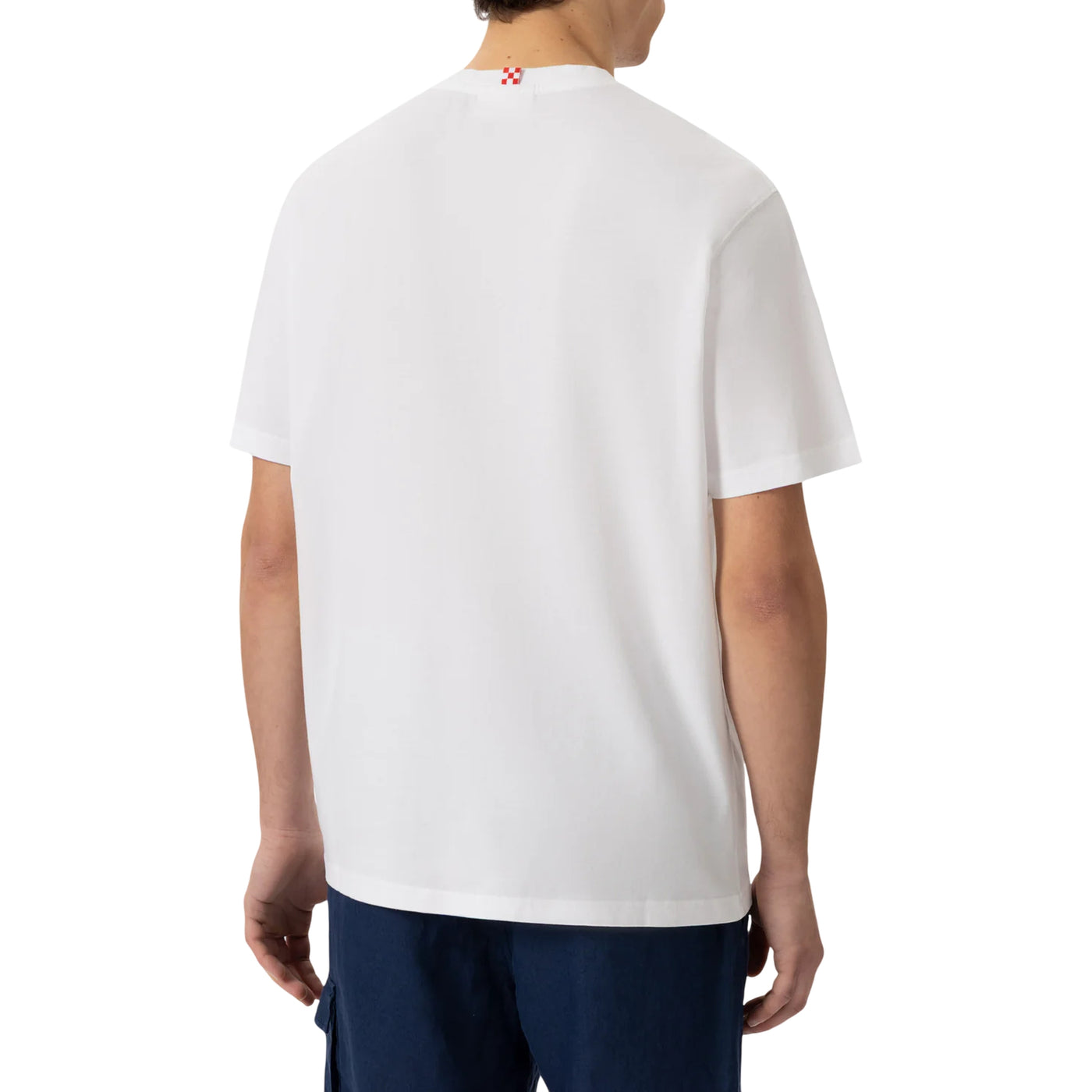 Acquista subito la T-shirt Uomo, in cotone a maniche corte a girocollo, e logo ricamato sulla manica, firmata Saint Barth su Old England: vieni a scoprire tutta la collezione sul nostro sito