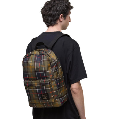 Zaino Uomo Torridon in tartan su modello