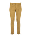 Pantalone Uomo Beige, modello chino, con risvolto sul fondo