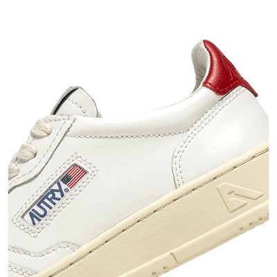 Sneakers Uomo Medalist Low Bianco/Rosso, con etichetta ricamata 