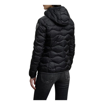 Piumino Donna corto Camelia in piuma Nero modella retro