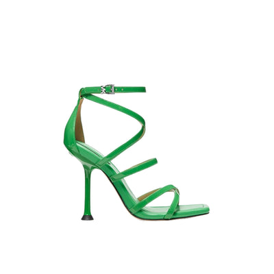 Women's sandals with lacquered heel