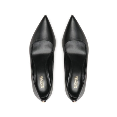 Women's heeled shoe with décolleté model heel