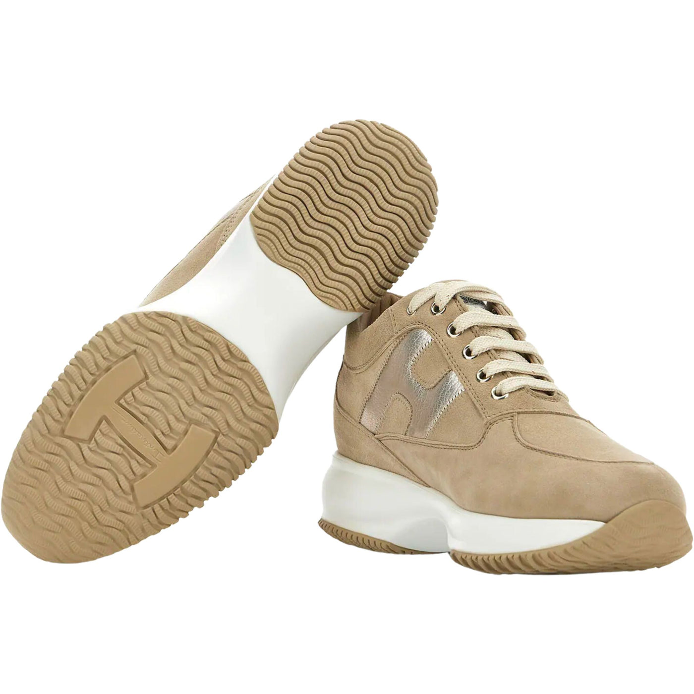Women's suede shoe with silver logo