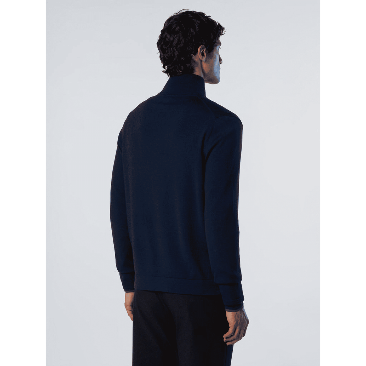 Maglione con mezza zip e spacchetti