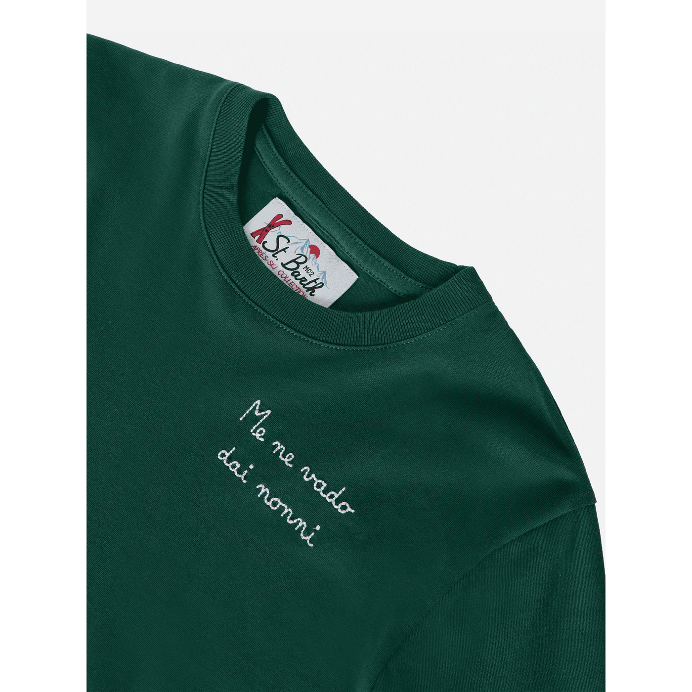T-shirt Luton in cotone verde a maniche lunghe con ricamo Me ne vado dai nonni