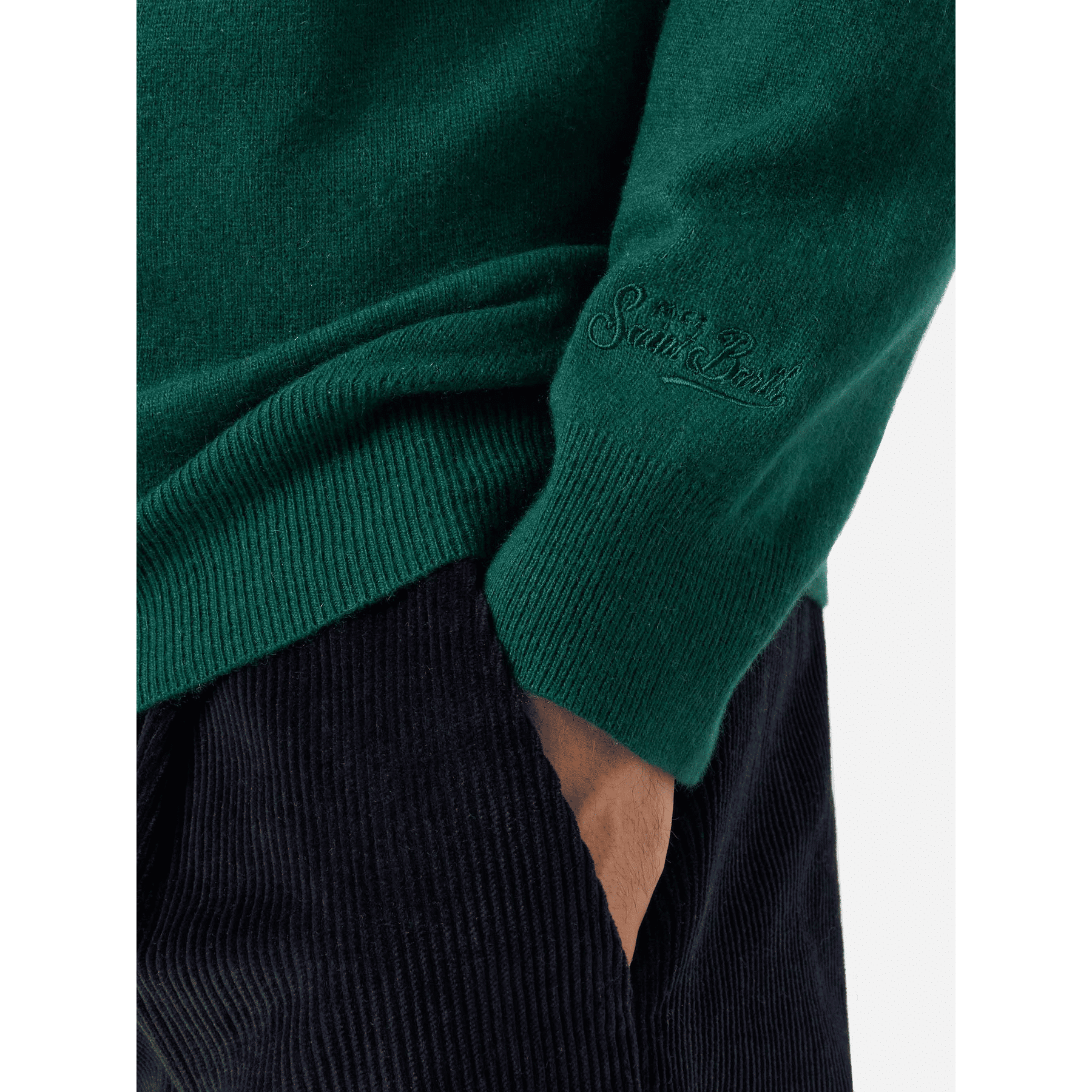 Maglia a righe con collo e fiocco Maglia a righe con collo e fiocco