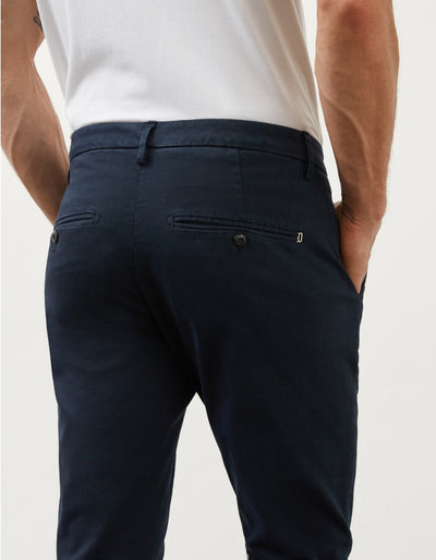 Pantaloni Uomo slim chino