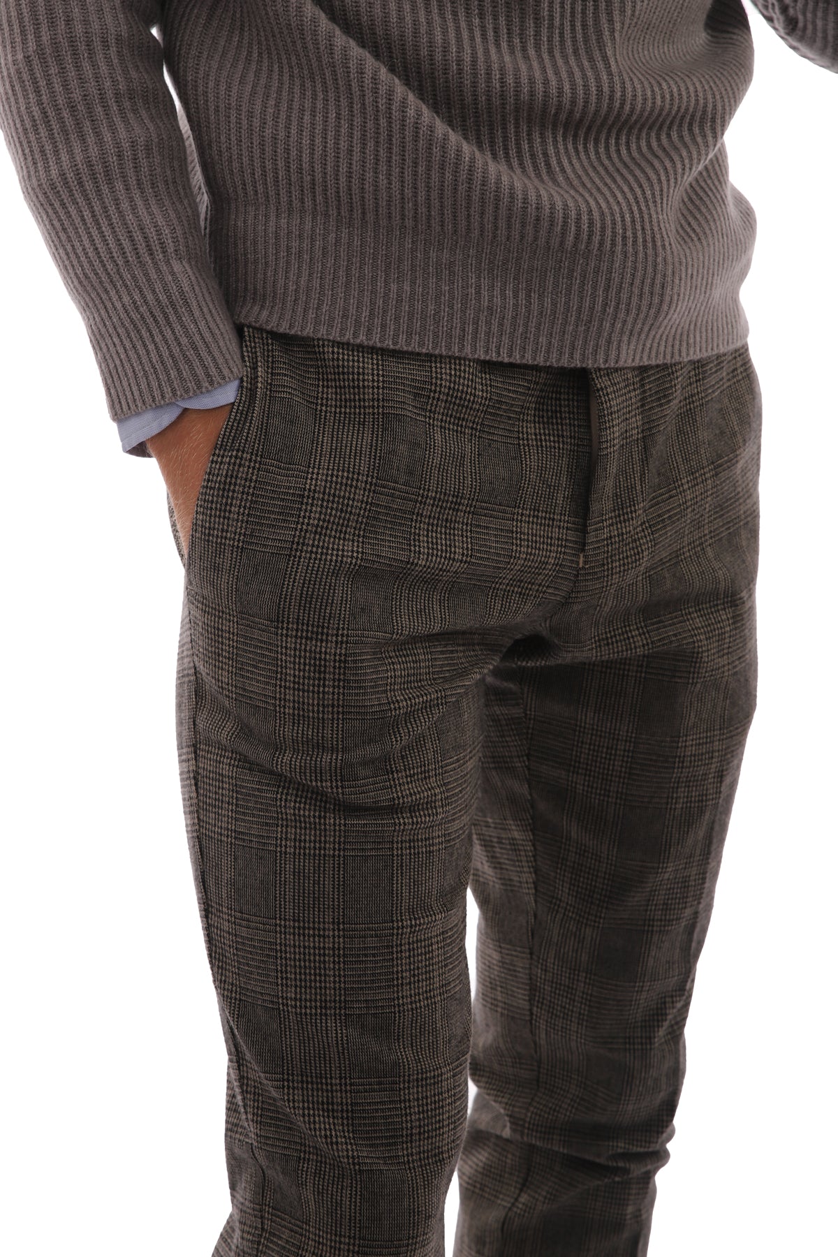 Men's trousers with Prince of Wales motif