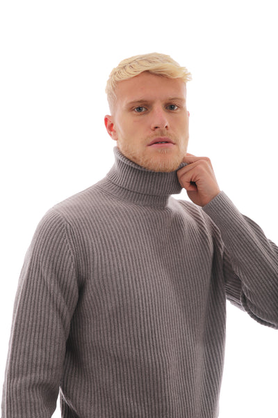 Men's ribbed turtleneck sweater