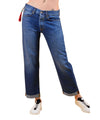 Jeans da donna firmati Roy Roger's su modella vista frontale