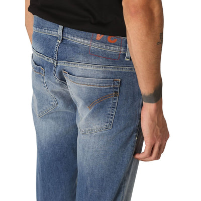 Jeans uomo Dondup su modello dettaglio retro