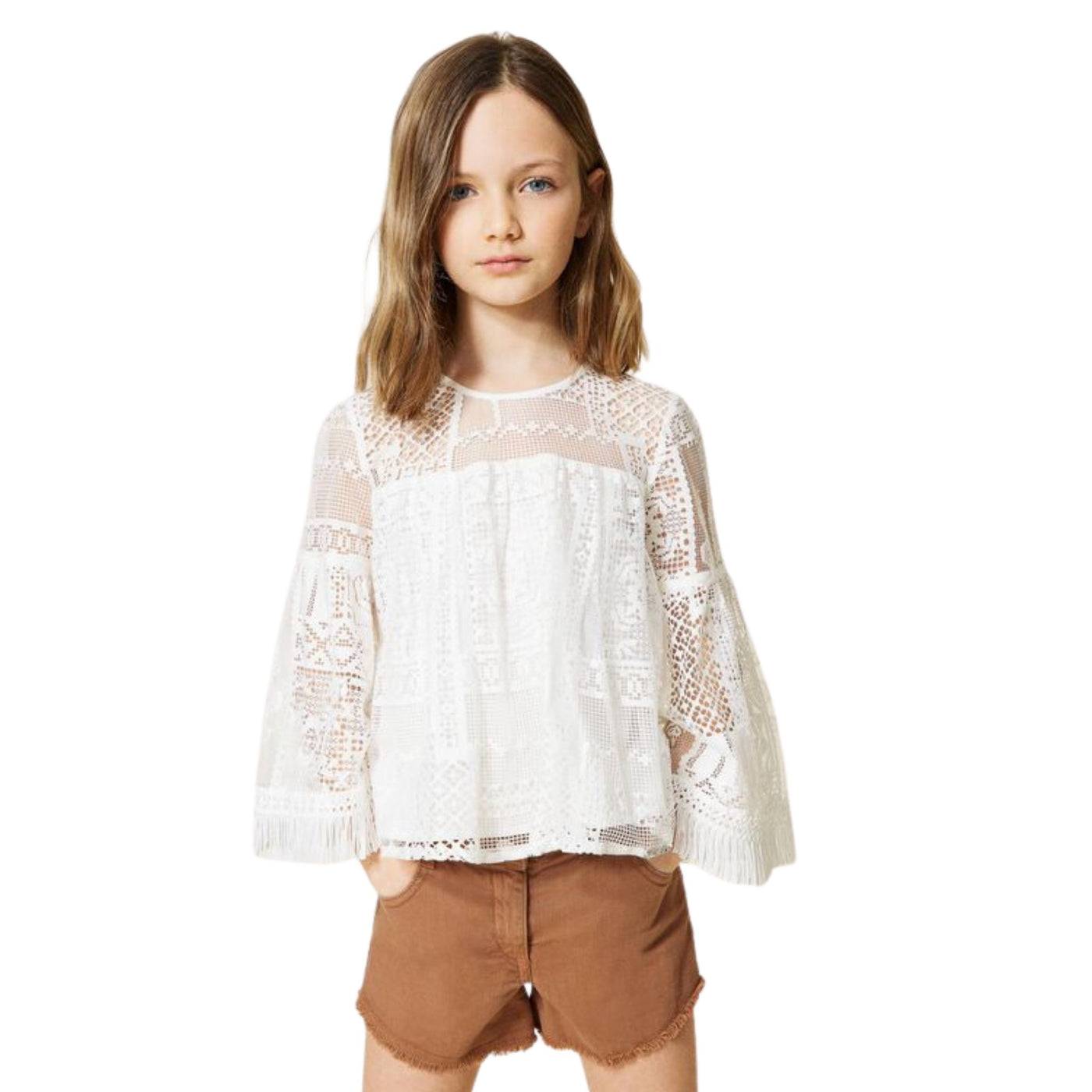 Blouse for girls 8-16 years in sangallo lace