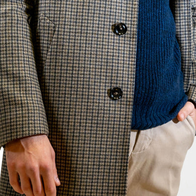 Men's coat in elegant fabric