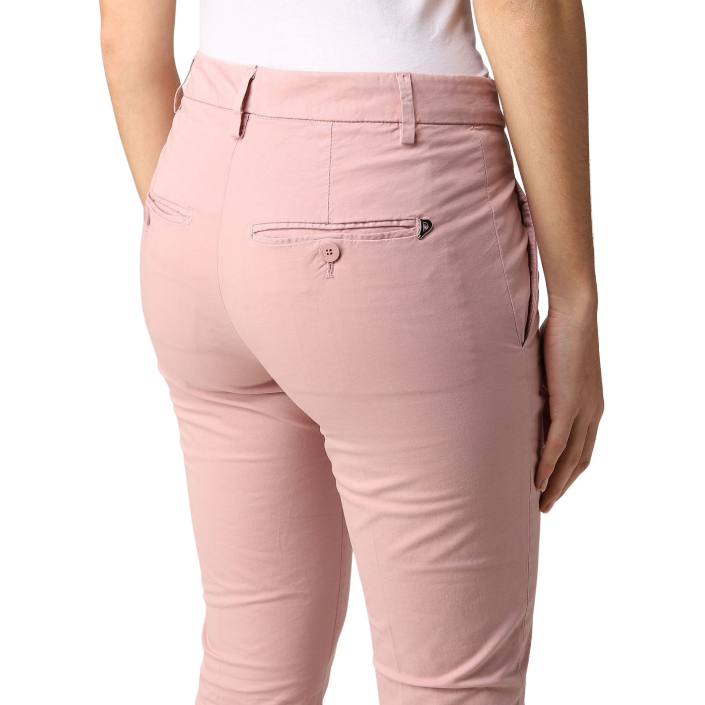 Pantalone Donna rosa Dondup su modella dettaglio retro