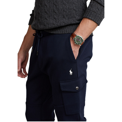 Pantaloni blu  navy uomo firmati Polo Ralph Lauren, con coulisse in vita elasticizzata e pony esclusivo logo brand.  