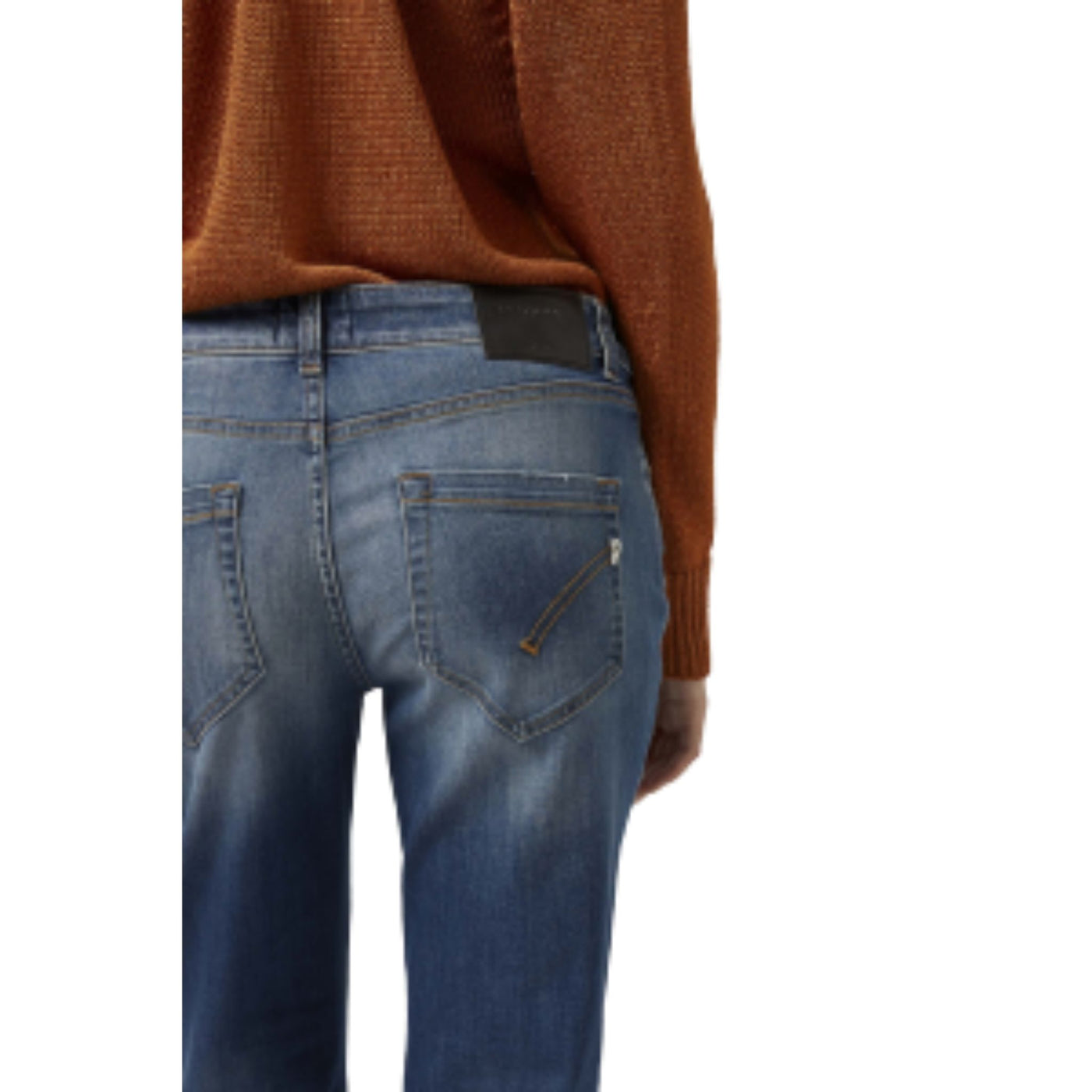 Jeans Donna con bottoniera gioiello