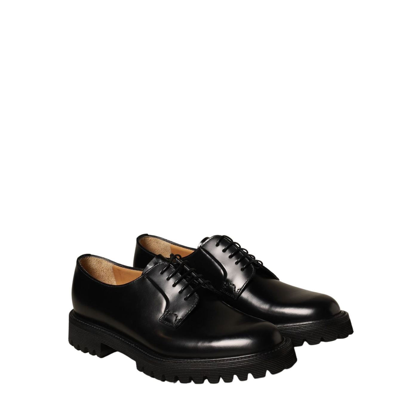 Women's lace-up shoe in smooth leather