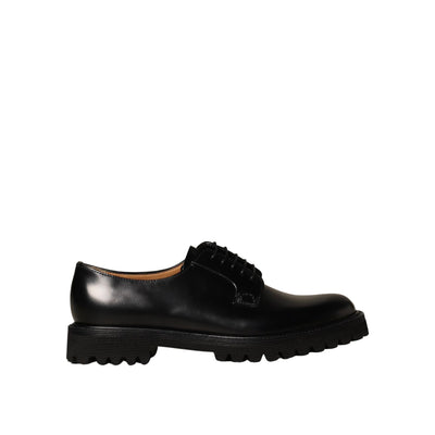 Women's lace-up shoe in smooth leather