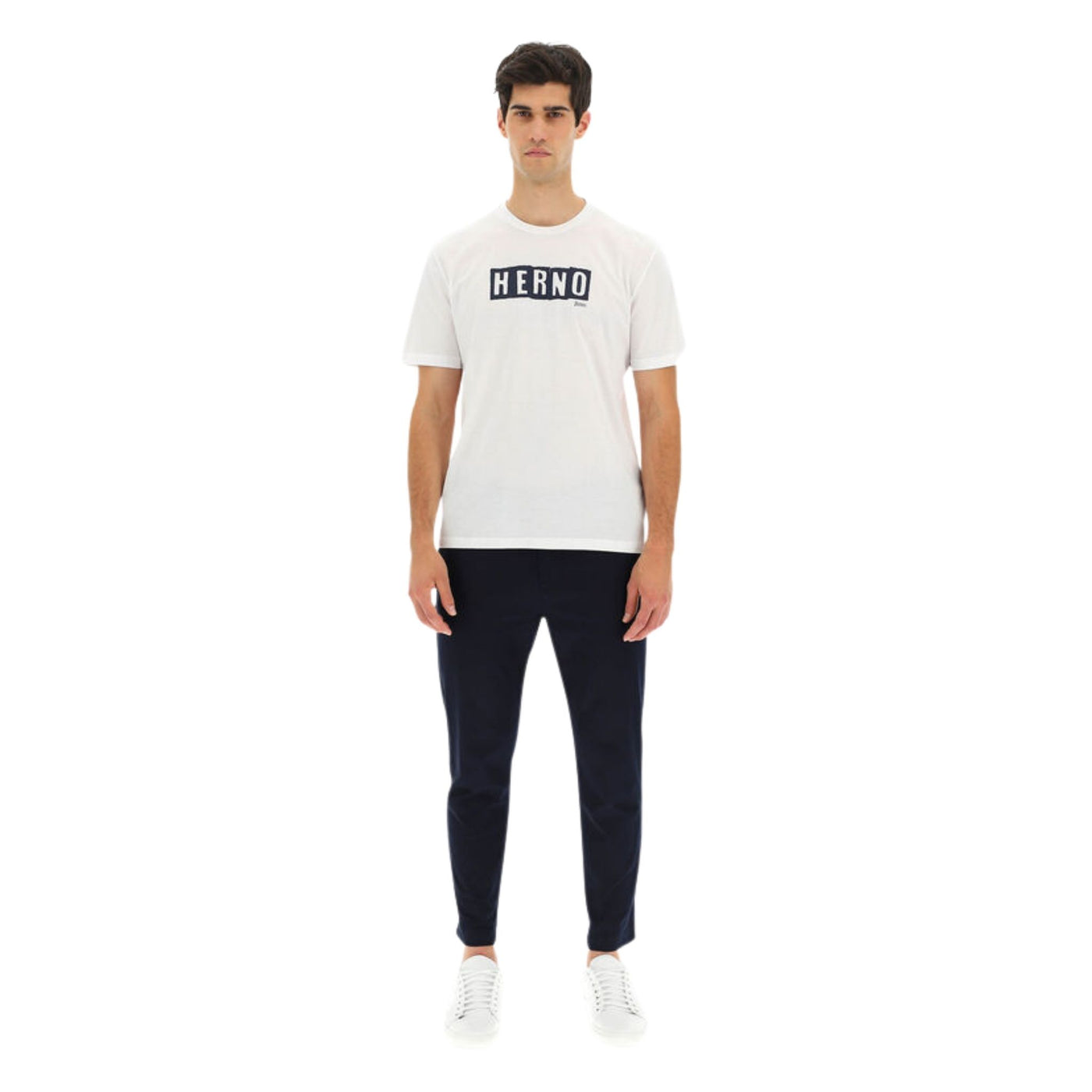 T-shirt uomo Herno su modello vista frontale