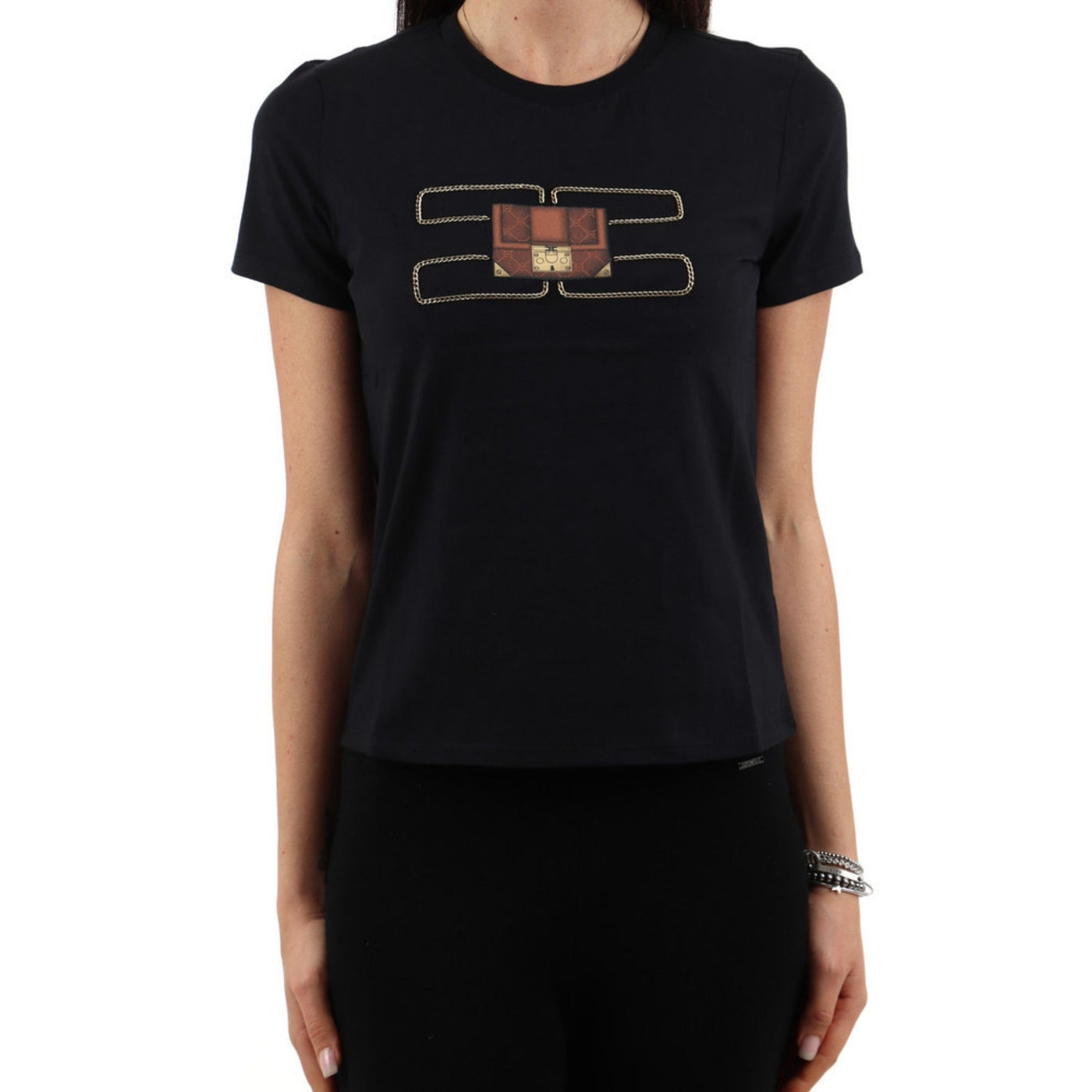 T-shirt donna nera Elisabetta Franchi su modella vista frontale