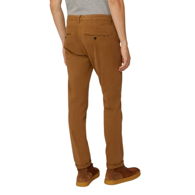 Pantaloni Uomo slim chino