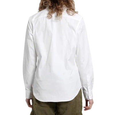 Women's shirt with pointed collar