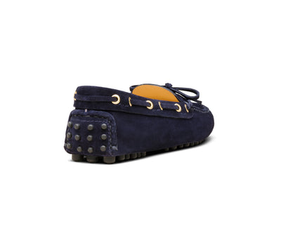 Women's moccasin with English twine stitching