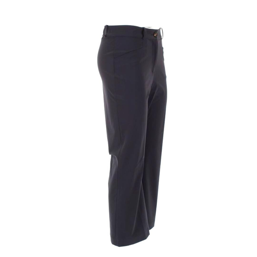 Lightweight women's trousers with trumpet leg