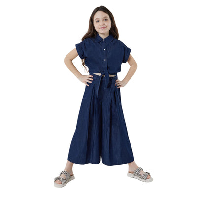 pantaloni bambina liu jo a palazzo in denim indossati